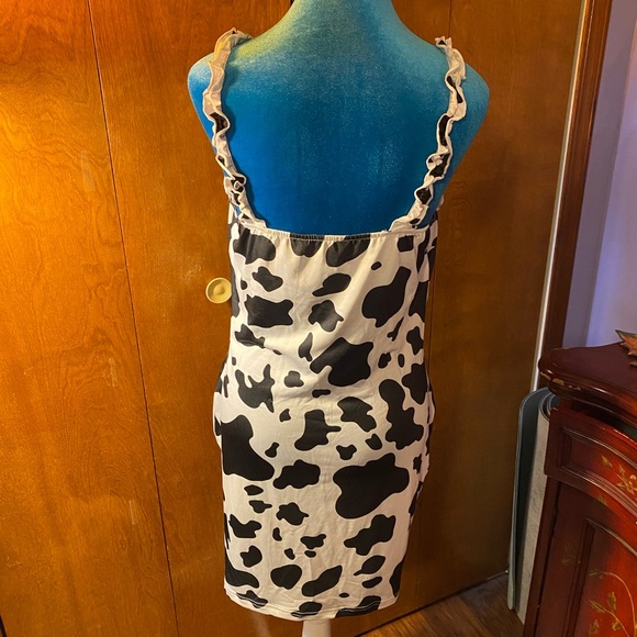 Cow Print Ruffle Dress - Picture 3 of 5